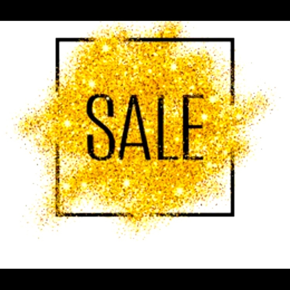 Make me an offer ! Excited to drop new items 🛍